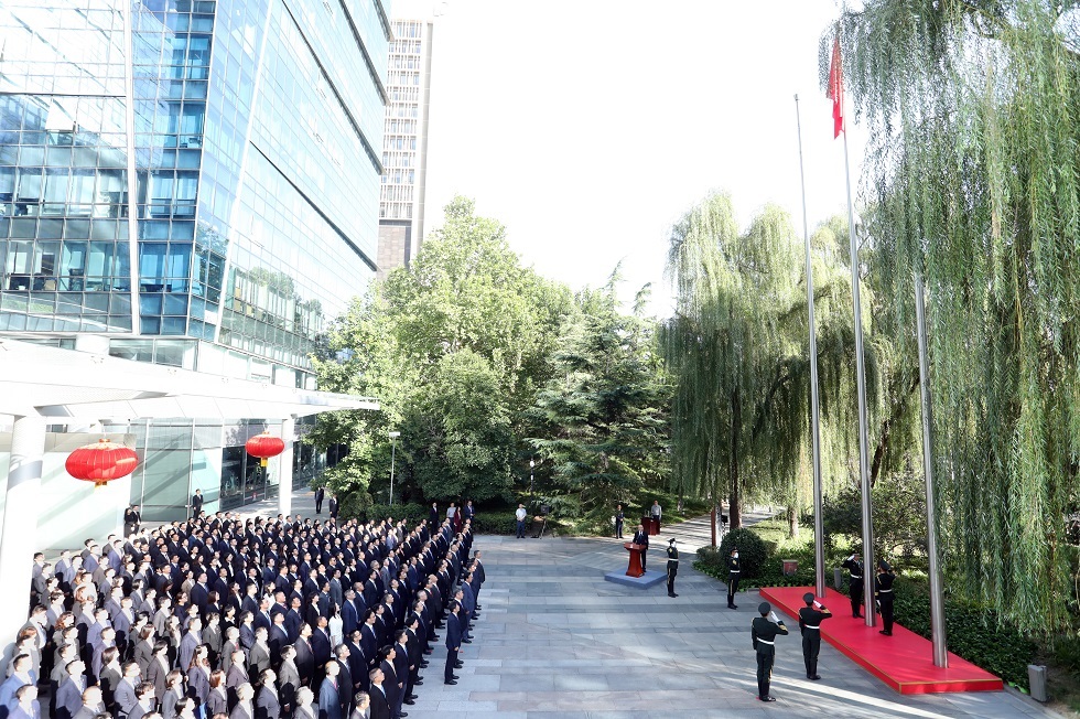 升國(guó)旗儀式現(xiàn)場(chǎng)2